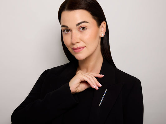 Antique Edwardian Diamond and Sapphire Bar Brooch in 18K Gold