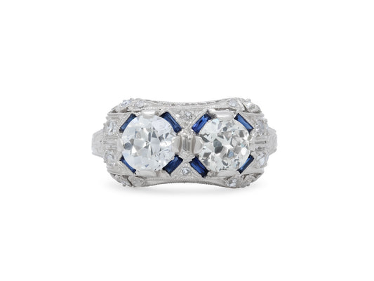 Art Deco Diamond Ring in Platinum