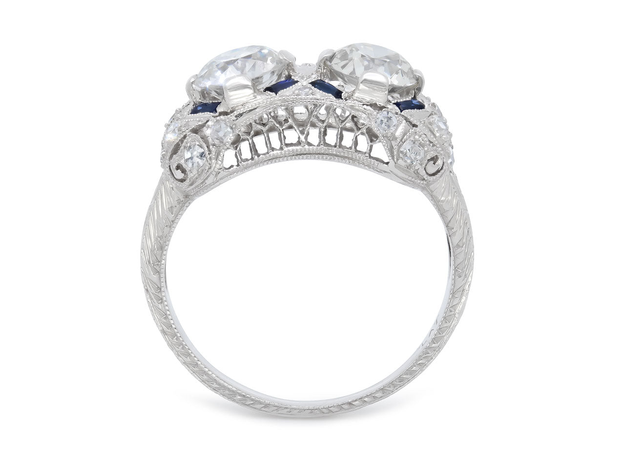 Art Deco Diamond Ring in Platinum