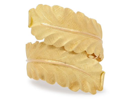 Buccellati Leaf Bangle Bracelet in 18K Gold