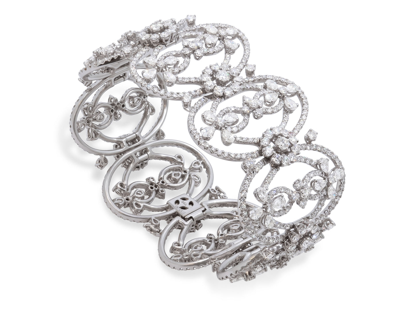 Diamond Bracelet in 18K White Gold