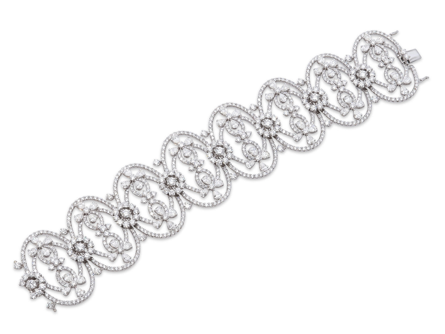 Diamond Bracelet in 18K White Gold