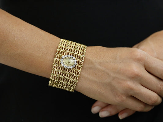 Vintage Corum Ladies Diamonds Watch in 18K Gold