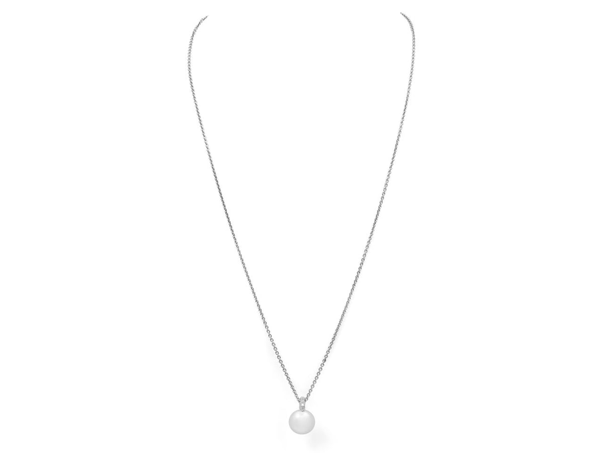 18K white gold chain with South Sea pearl pendant