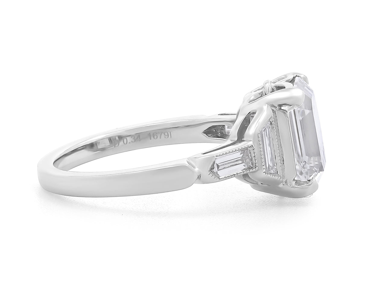 Asscher Cut Diamond Ring, 3.02 carats D/VVS-2, in Platinum