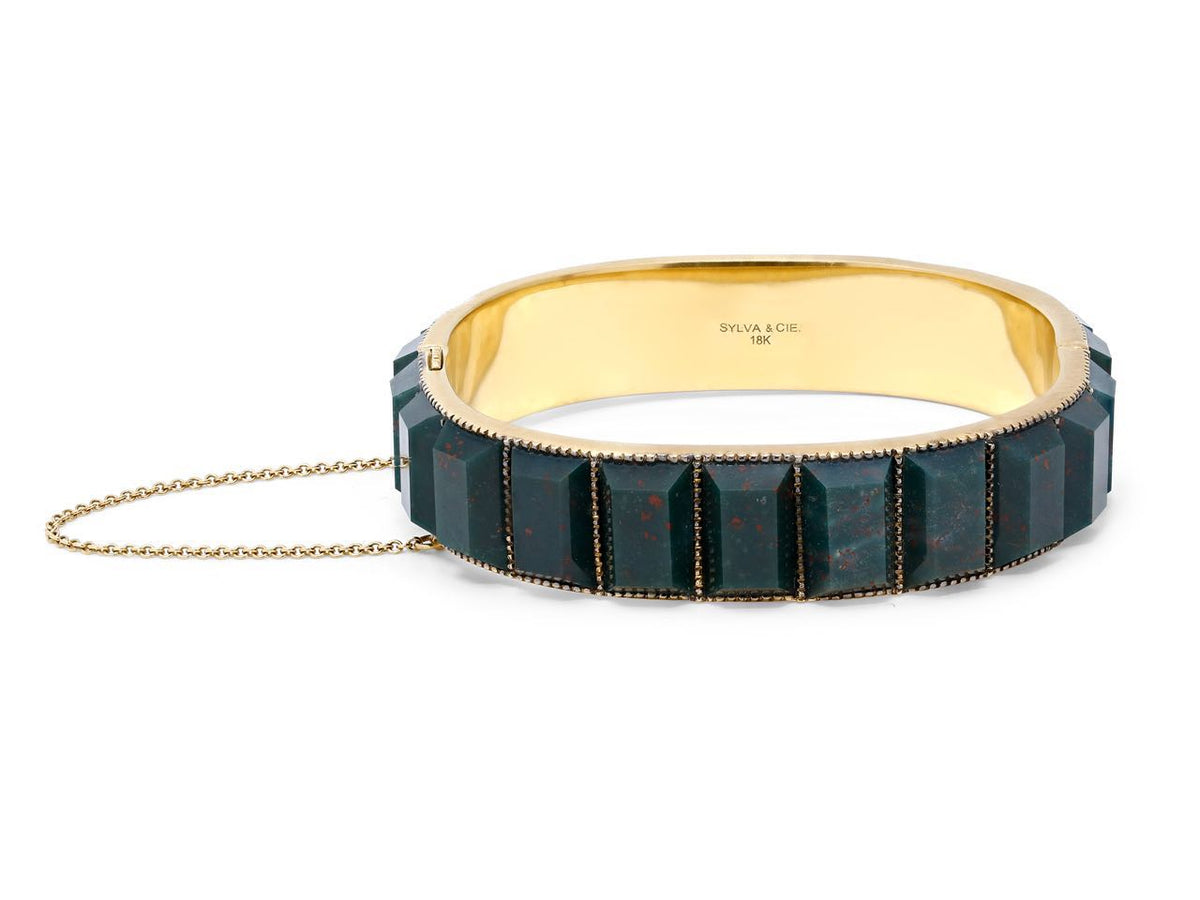 18K gold bangle with rectangular bloodstone panels