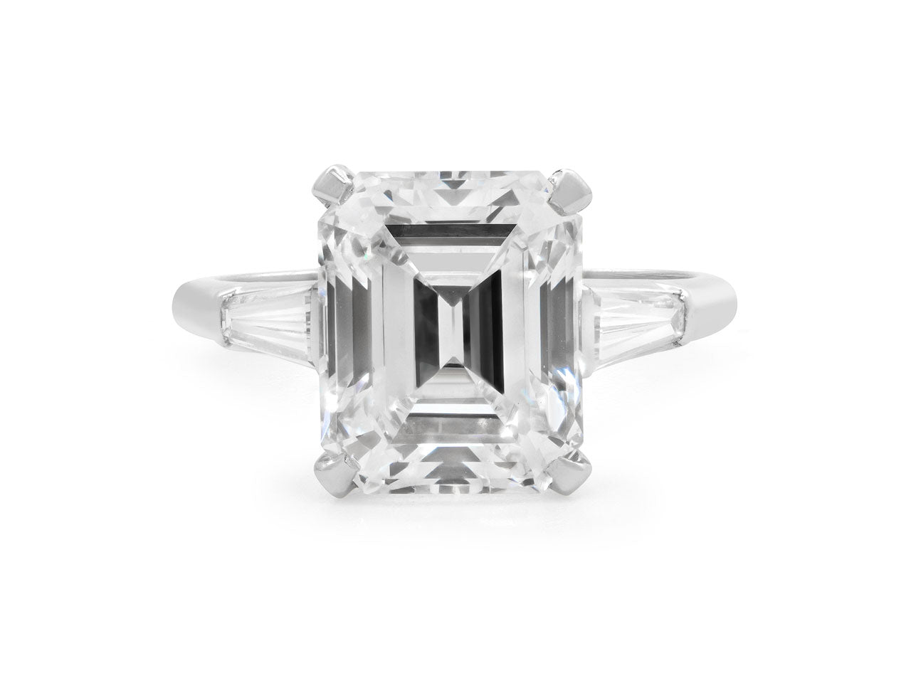 Mid-Century Emerald Cut Diamond Ring, 4.67 Carats E/VS1, in Platinum