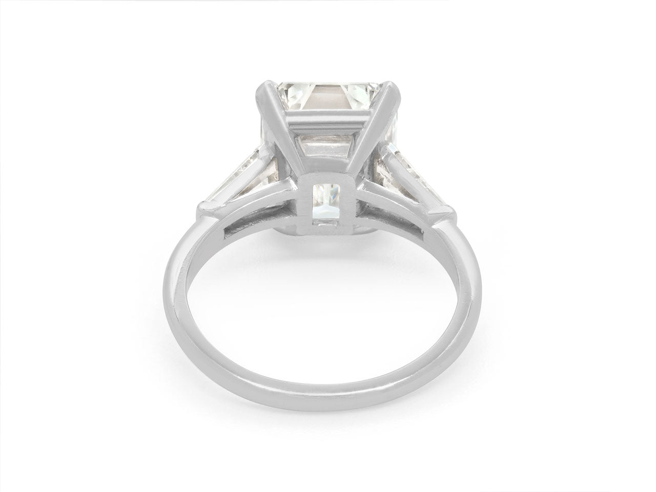 Mid-Century Emerald Cut Diamond Ring, 4.67 Carats E/VS1, in Platinum