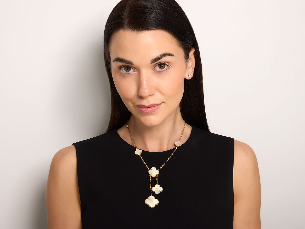 Van Cleef & Arpels 'Magic Alhambra' Mother-of-Pearl Necklace in 18K Gold