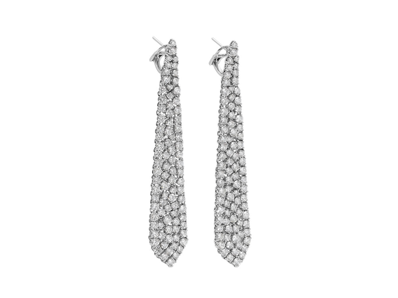 Diamond Earrings in 18K White Gold