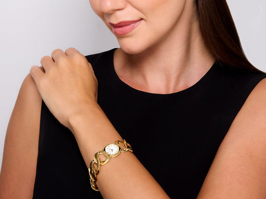 Verdura 'Curb-Link Bracelet Watch' in 18K Gold
