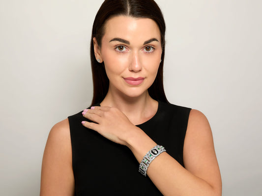 Art Deco Emerald, Diamond and Onyx Bracelet in Platinum