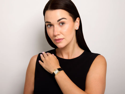 Cartier 'Tank Louis' Watch in 18K Gold, Small