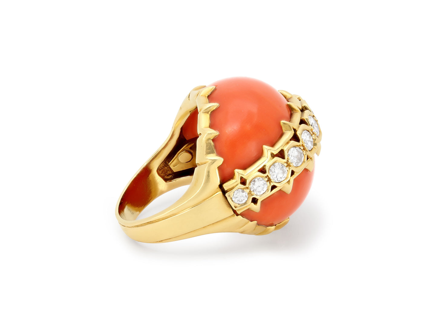Diamond and Coral Ring in 18K Gold