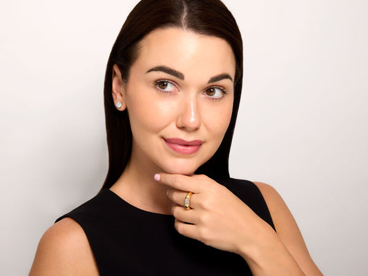 Van Cleef & Arpels 'Philippine' Diamond Ring in 18K Gold