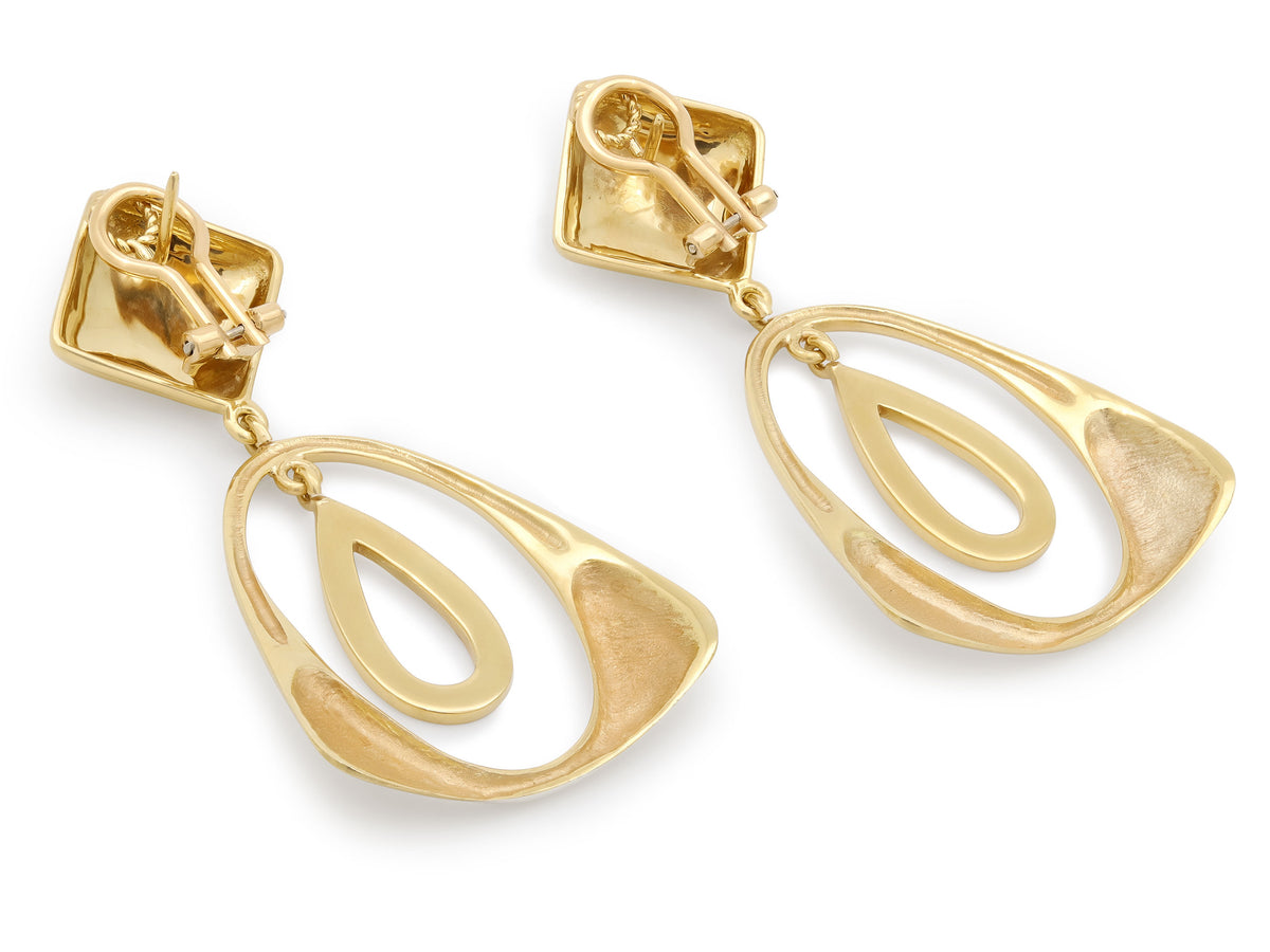 Geometric Earrings in 18K Gold