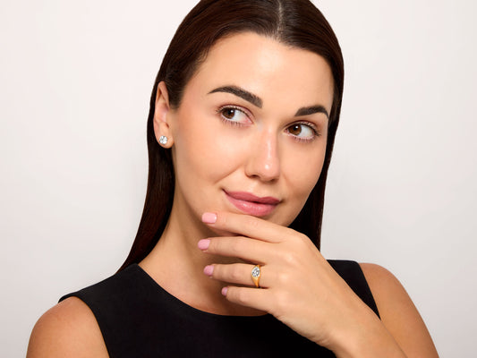 Old Cut Pear Shape Diamond Ring, 1.78 carats, in 22K Gold