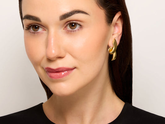 Tiffany & Co. Paloma Picasso Ribbon Earrings in 18K Gold