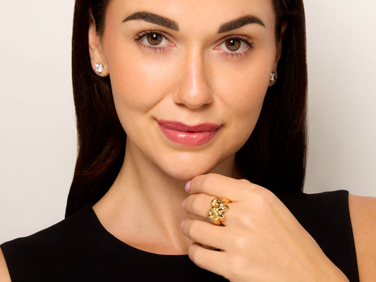 Boucheron Bow Ring in 18K Gold