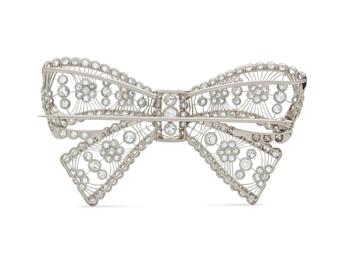 Antique Belle Époque Diamond Filigree Bow Brooch in Platinum