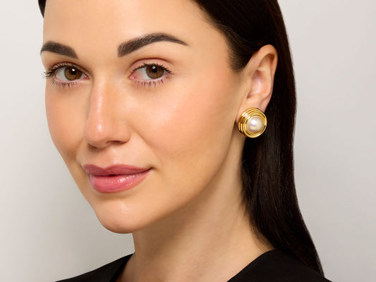 Tiffany & Co. Pearl Earrings in 18K Gold