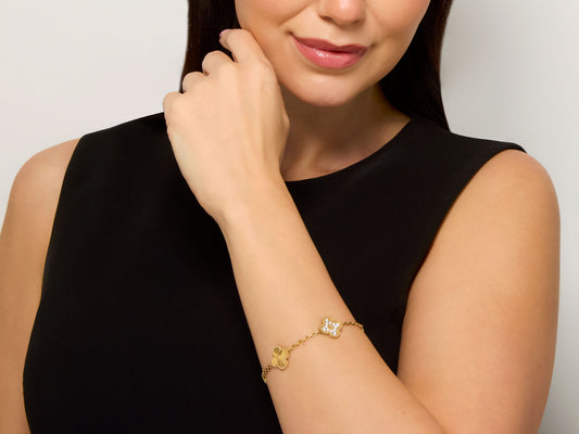 Van Cleef & Arpels 'Vintage Alhambra' Bracelet, 5 Motifs, in 18K Gold