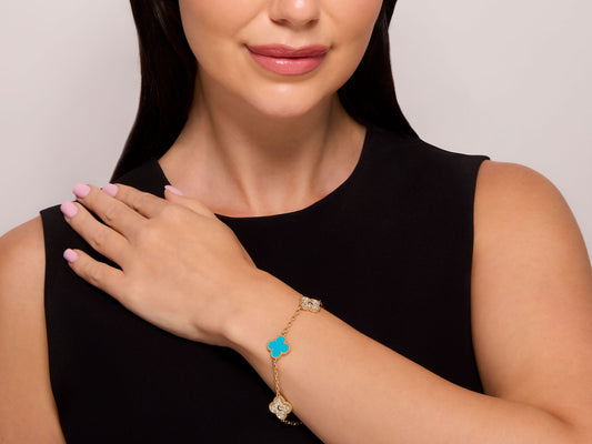 Van Cleef & Arpels 'Vintage Alhambra' Turquoise and Diamond Bracelet, 5 Motifs, in 18K Gold