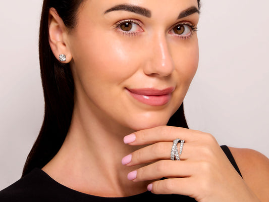 Interlacing Diamond Line Ring in 18K White Gold