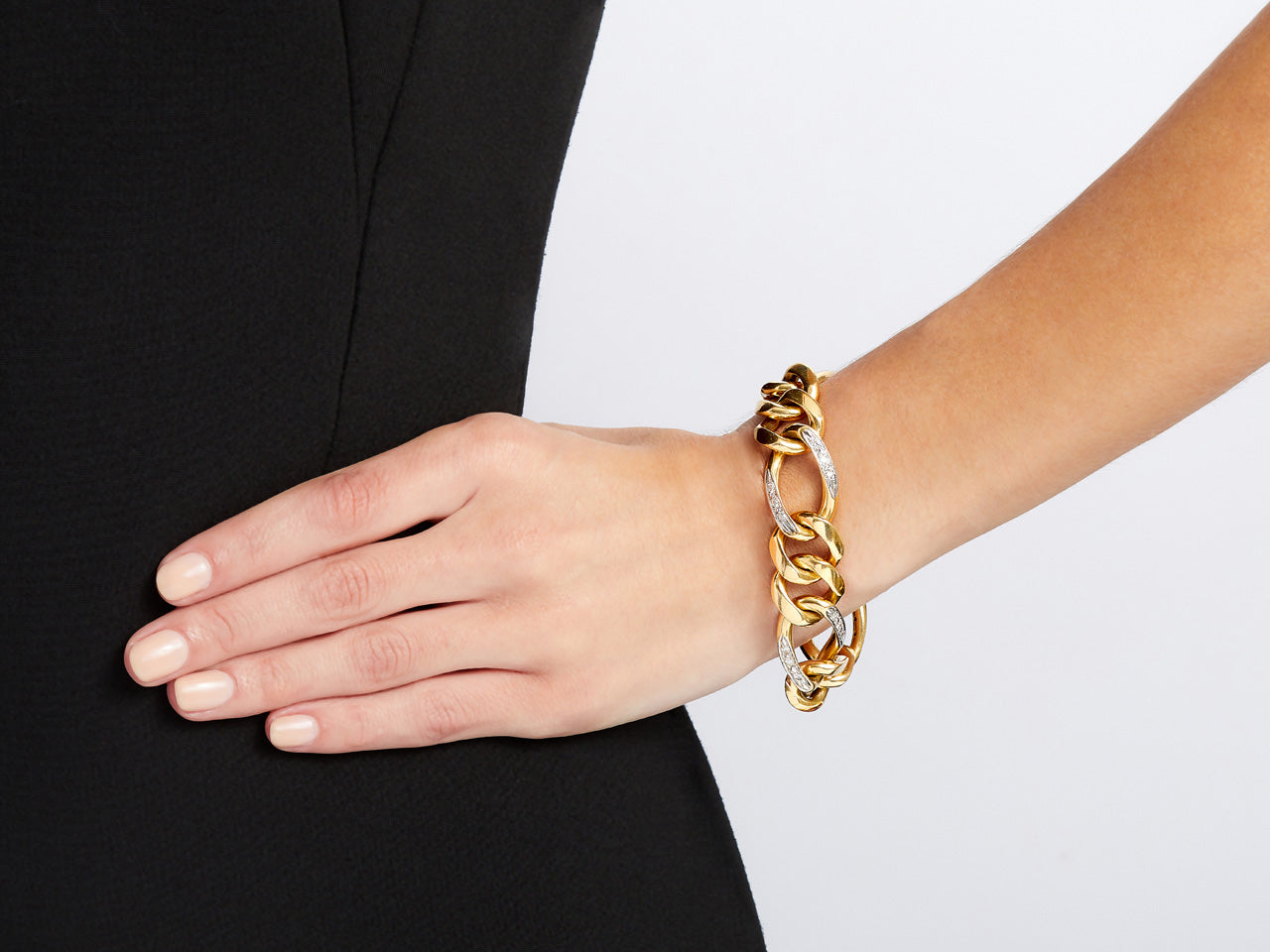 Curb Link Bracelet, with Diamonds, in 18K Gold