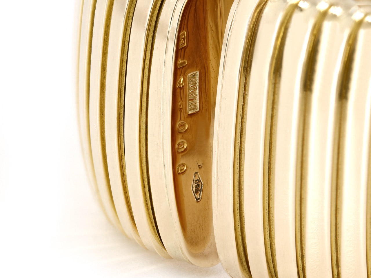 Wide Gold Cuff in 18K Gold, by Beladora