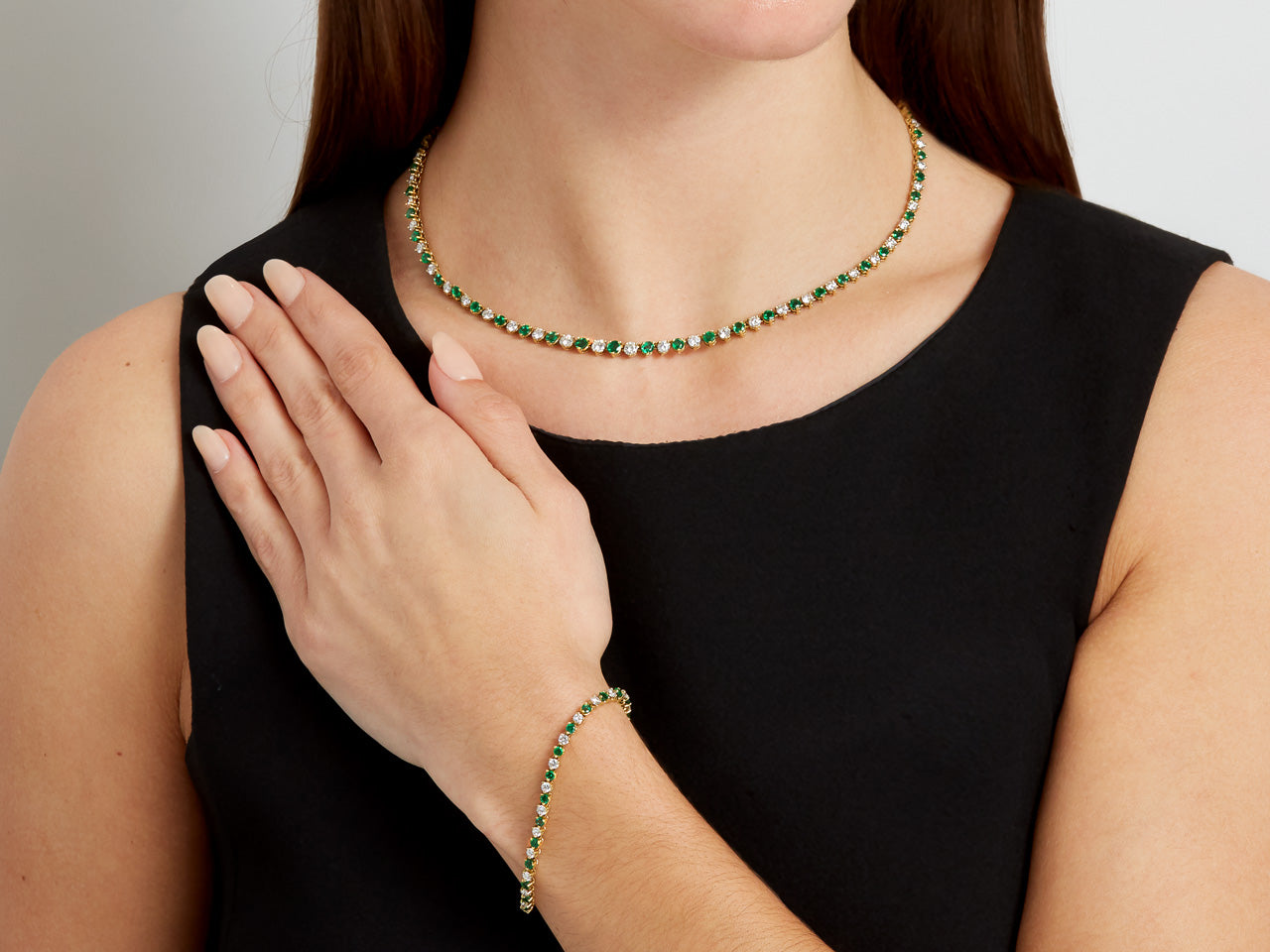 Emerald and Diamond Necklace and Bracelet in 18K Gold, by Black Starr & Frost