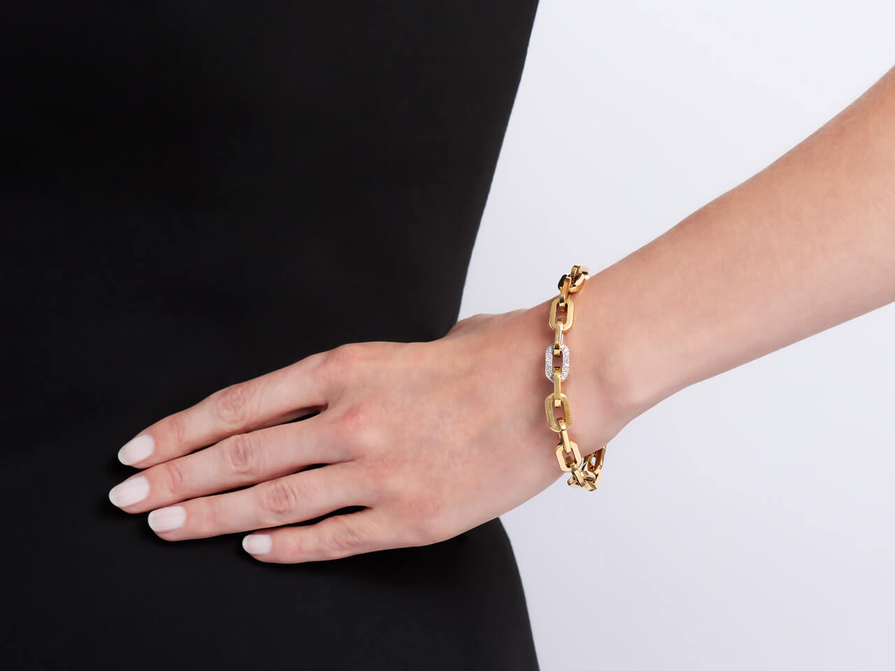 Italian Chain Link Bracelet with Diamonds in 18K Gold, by Beladora