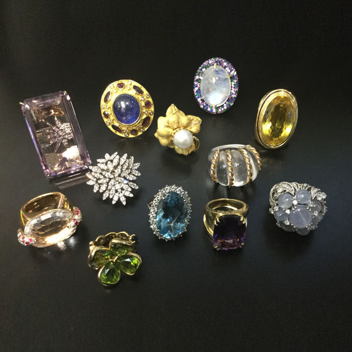 Holiday Sparkle: The Statement Making Style of Cocktail Rings