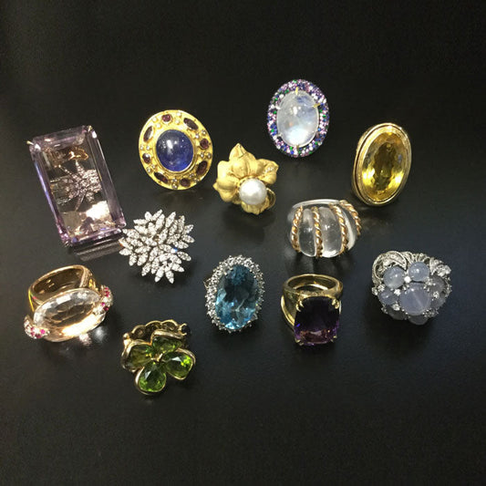 Holiday Sparkle: The Statement Making Style of Cocktail Rings