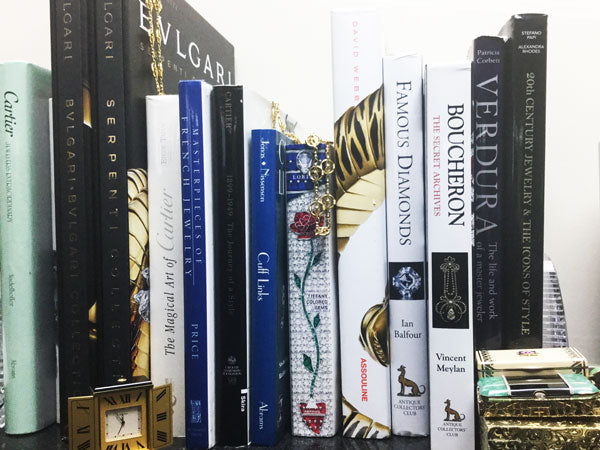 Holiday Gift Giving: Jewelry Books They’ll Love and Cherish