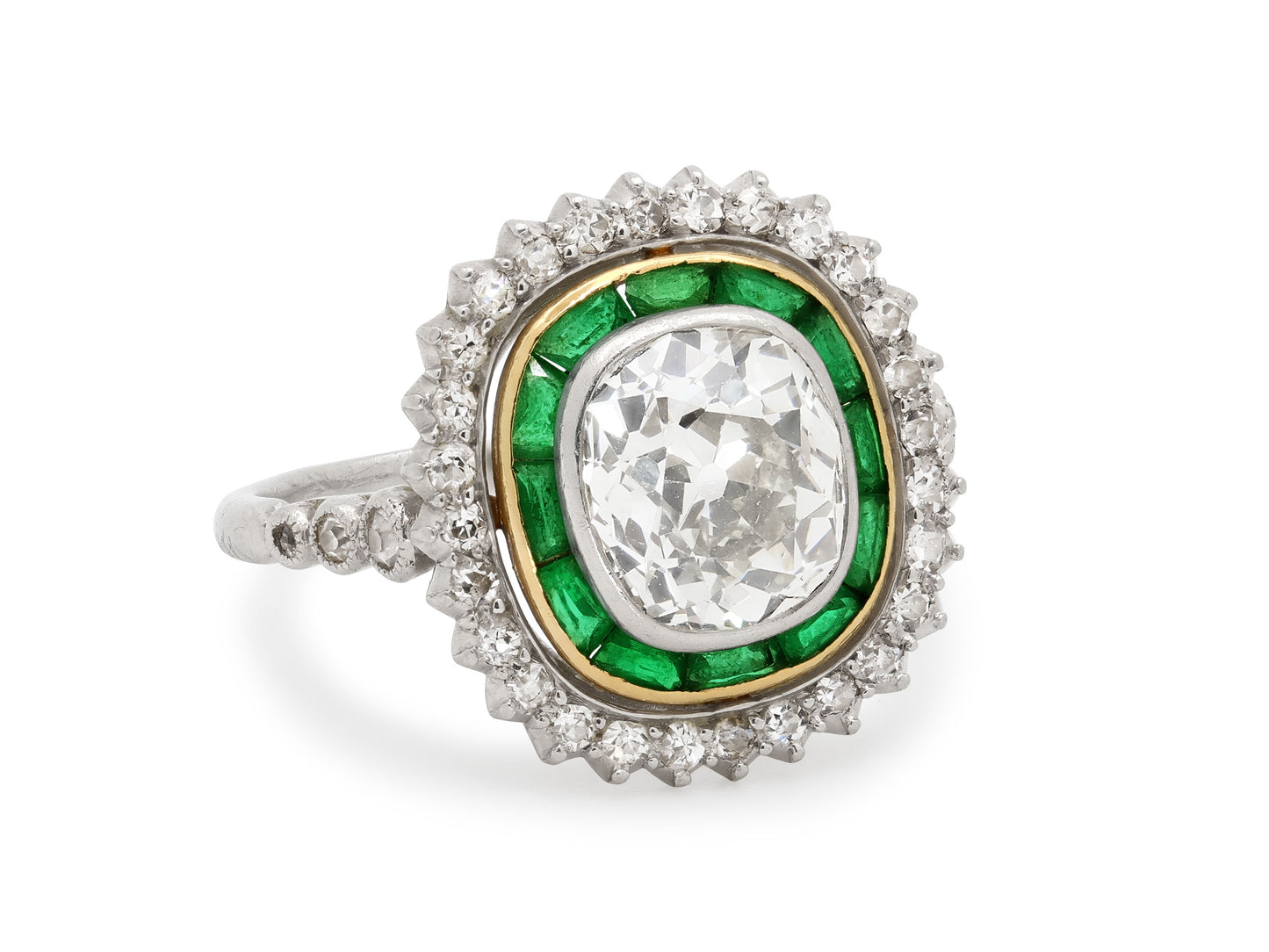 Art Deco Diamond and Emerald Ring in Platinum, French