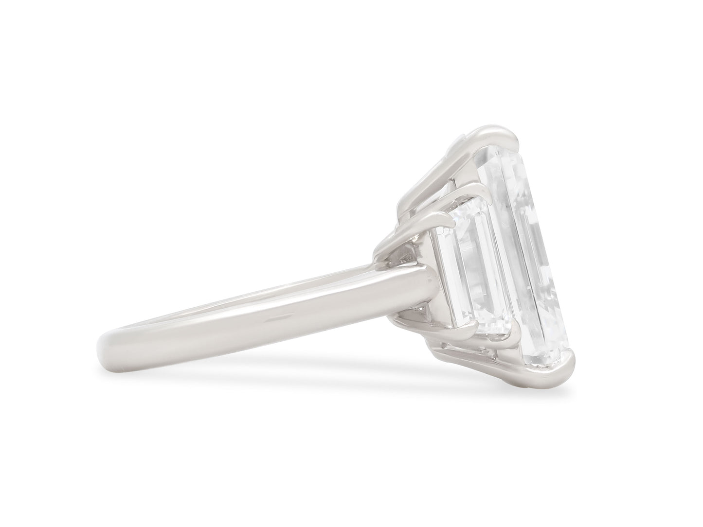 Beladora 'Bespoke' Emerald-Cut Diamond Ring, 9.07 Carat G/VS1, in Platinum