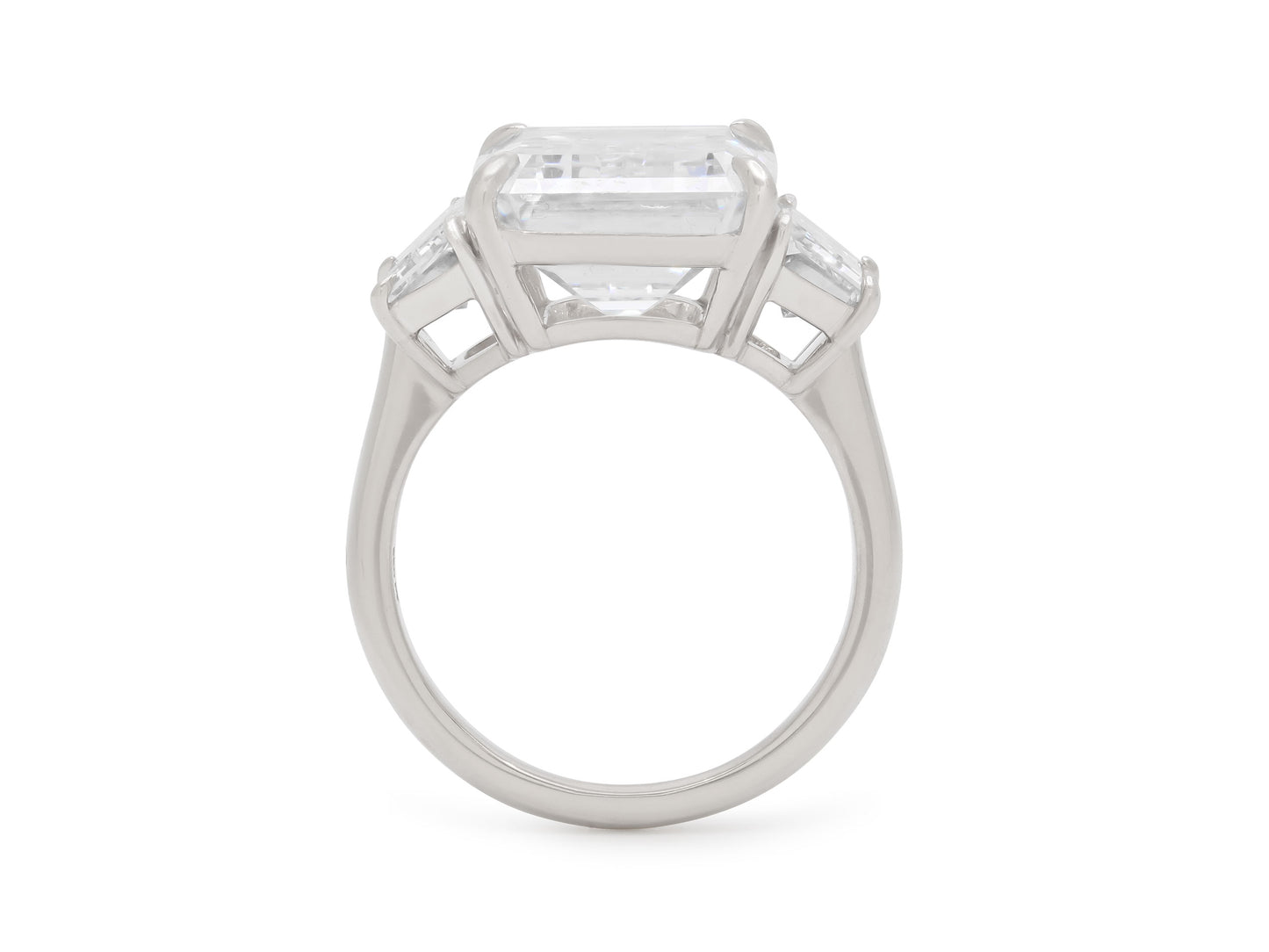 Beladora 'Bespoke' Emerald-Cut Diamond Ring, 9.07 Carat G/VS1, in Platinum