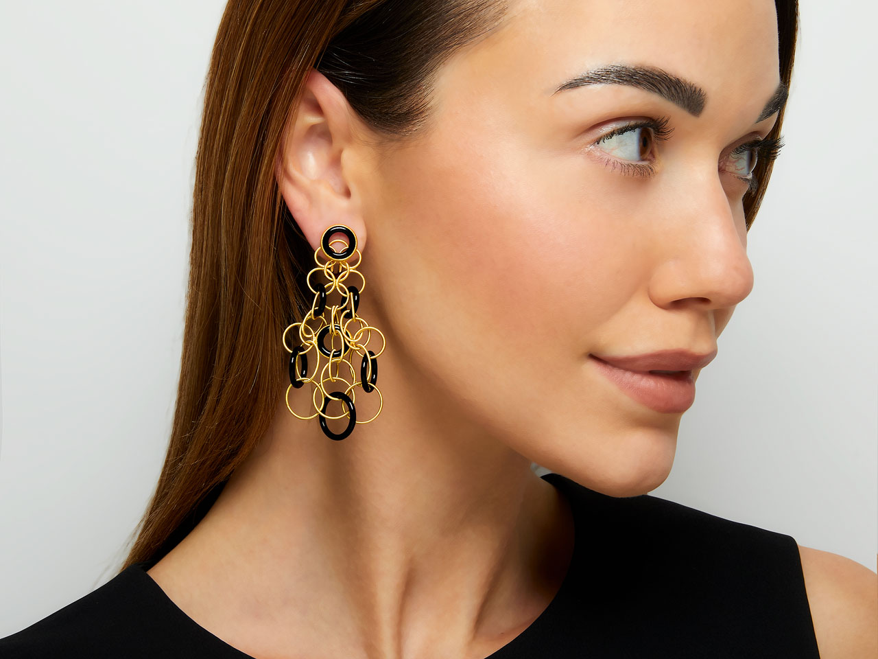 Buccellati 'Hawaii' Onyx Earrings in 18K Gold