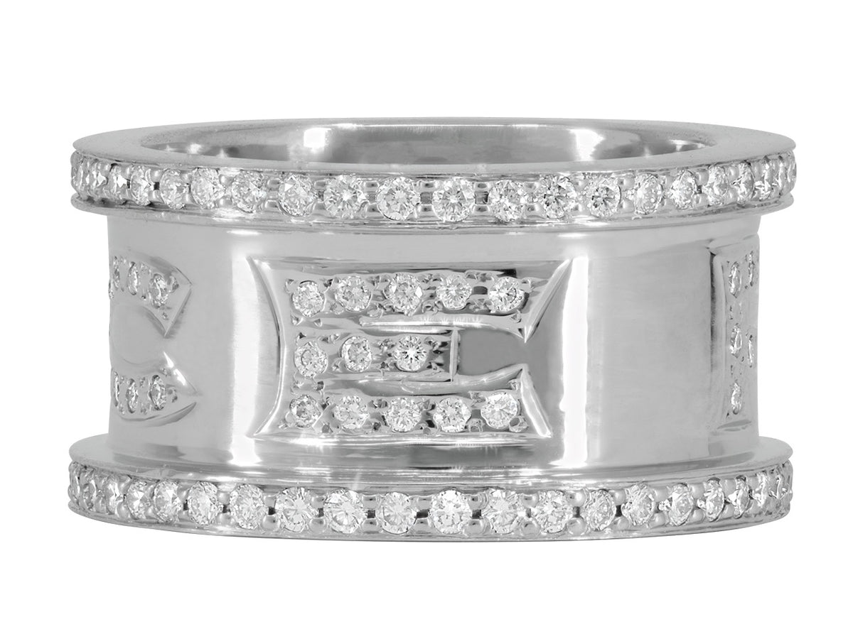 Wide 18K white gold ring with diamond peace lettering