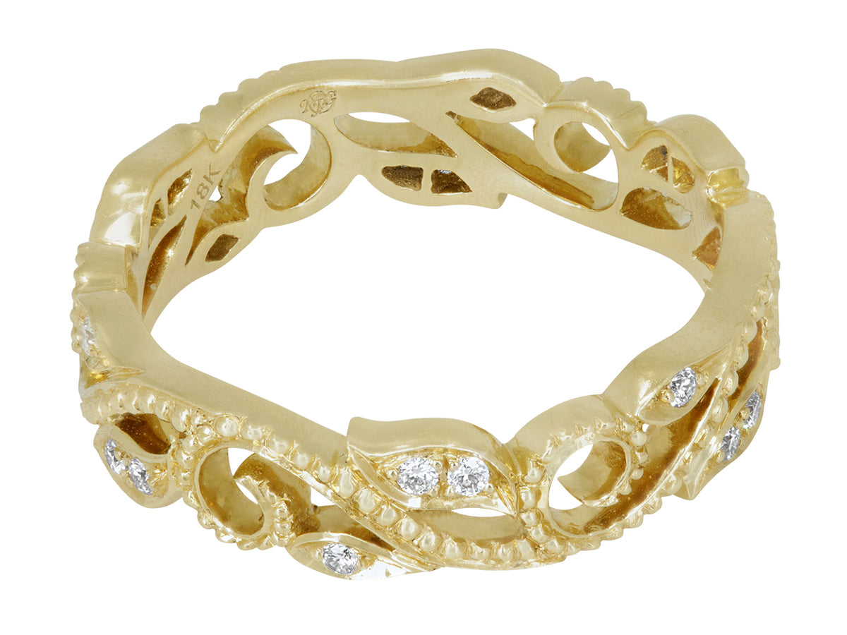 18K gold ivy motif ring with diamond set leaves