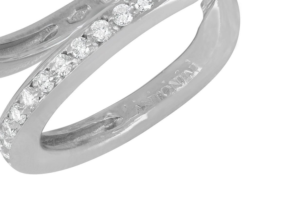 Close up of a double diamond band in 18K white gold