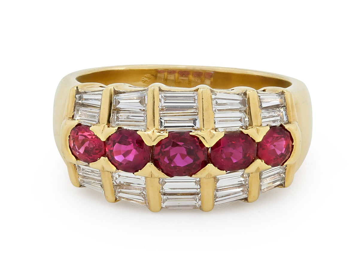 18k gold ring with five oval rubies and baguette diamonds