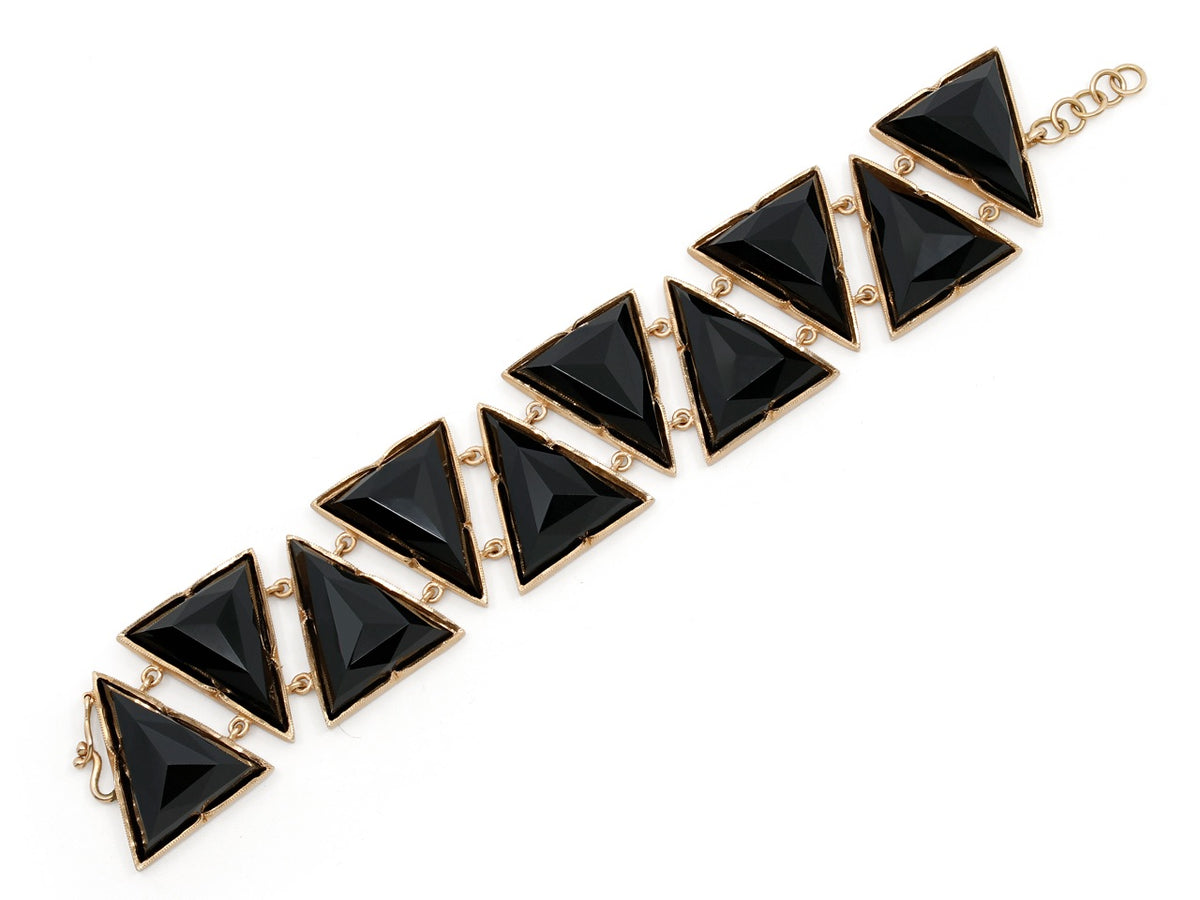 Triangular rose-cut onyx bracelet in rose gold