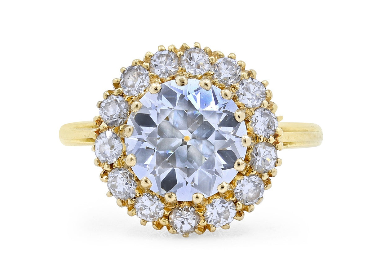 18K gold ring with old European-cut diamond halo
