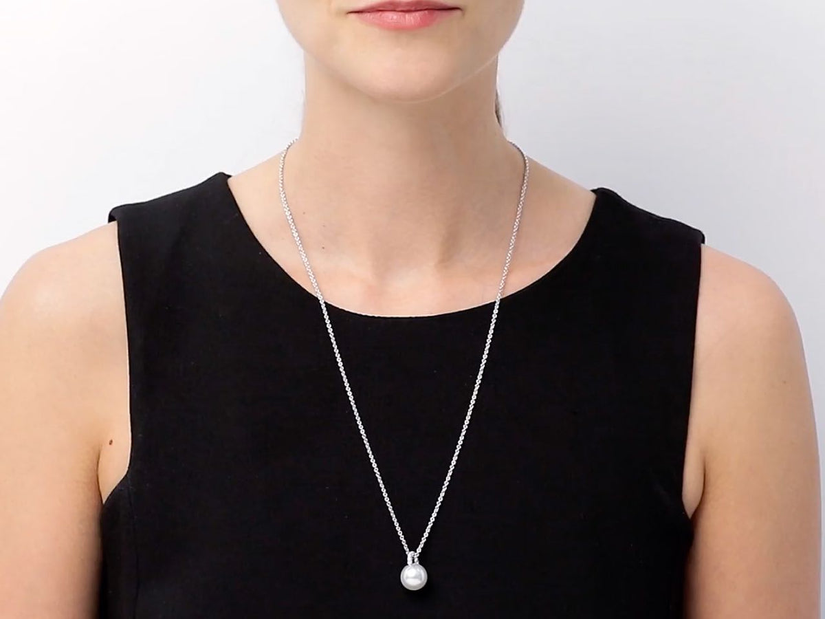 Model wearing a white gold South Sea pearl pendant necklace