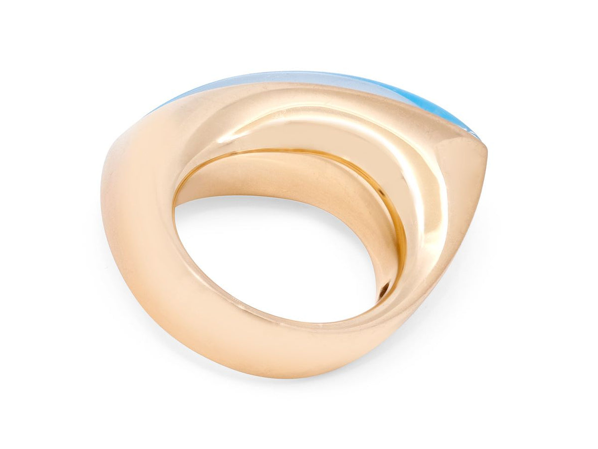 18k gold ring with blue turquoise accent
