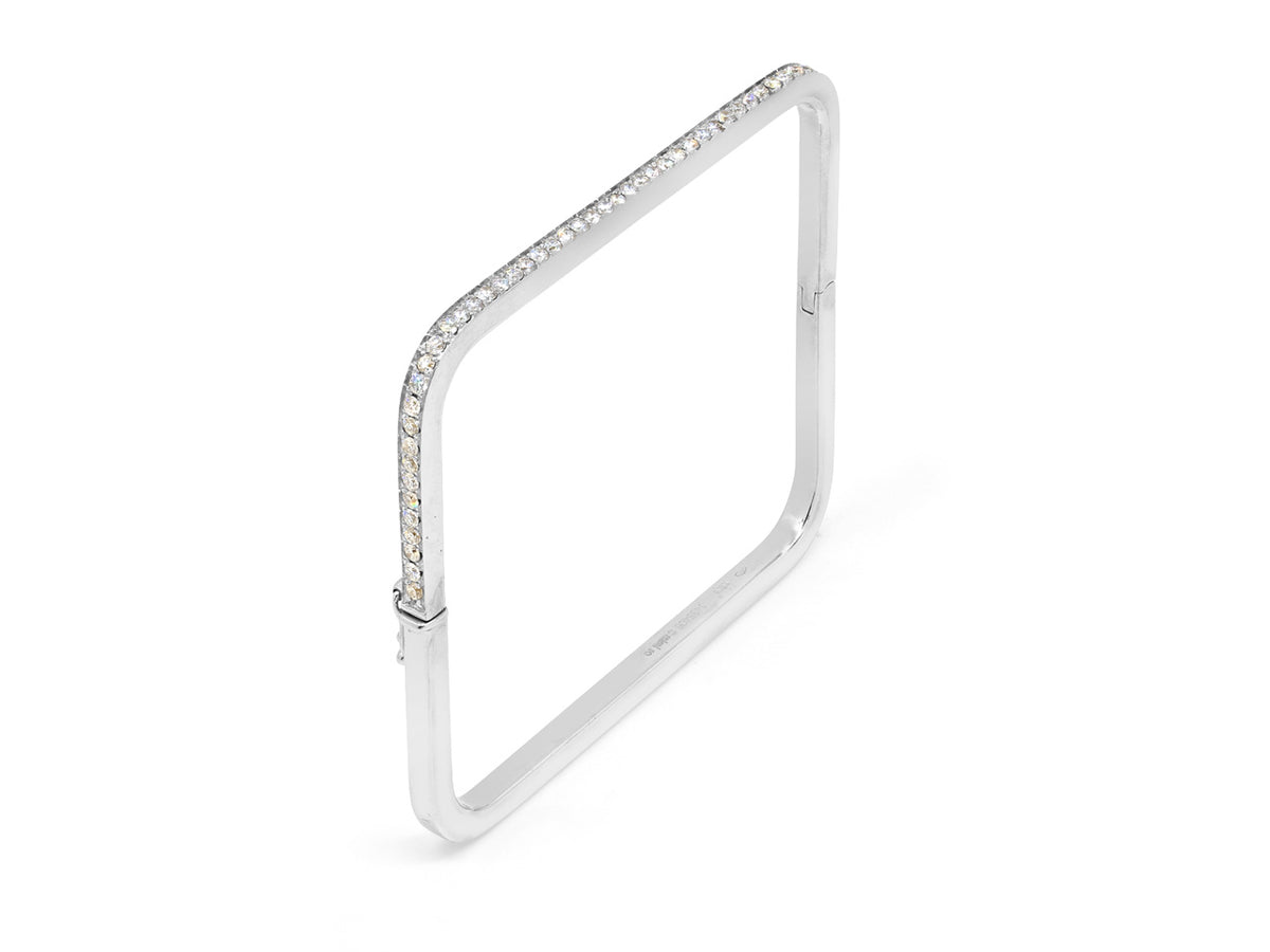 Square 18K white gold bangle set with diamonds