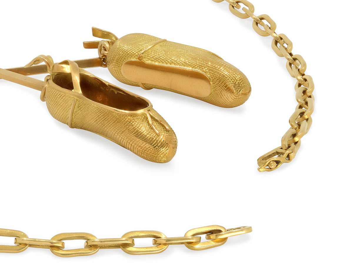 18K gold ballet slipper pendant necklace with chain
