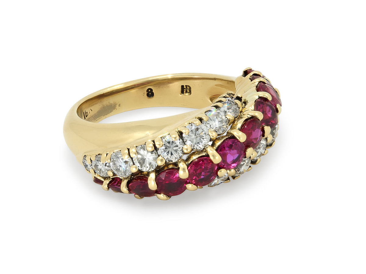 Ruby and diamond ring in 18K yellow gold